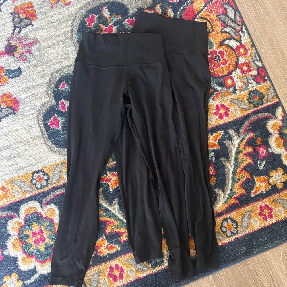 Black Lululemon Align Leggings